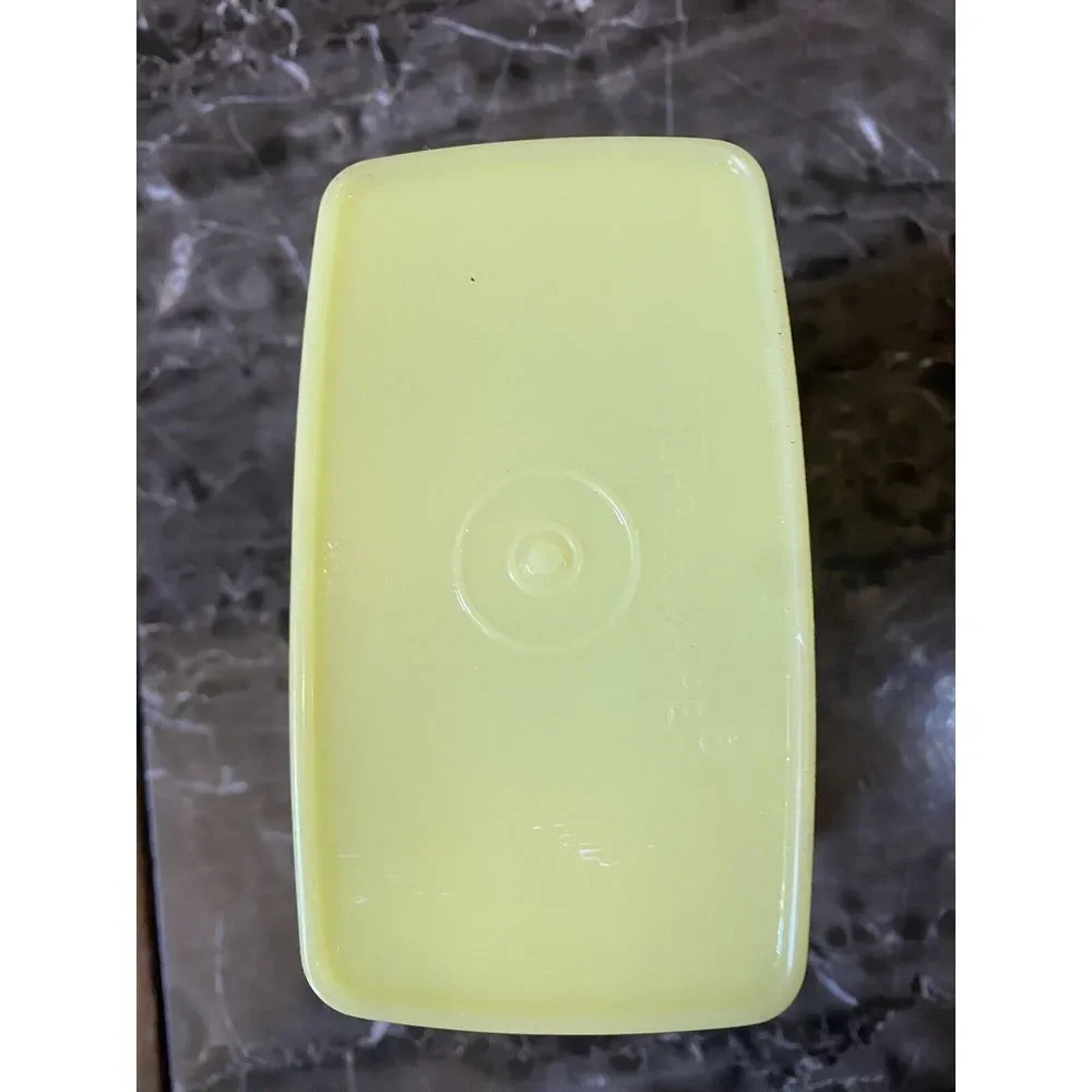 Vintage Tupperware Yellow Shelf Saver Storage Container + Lid 5.5